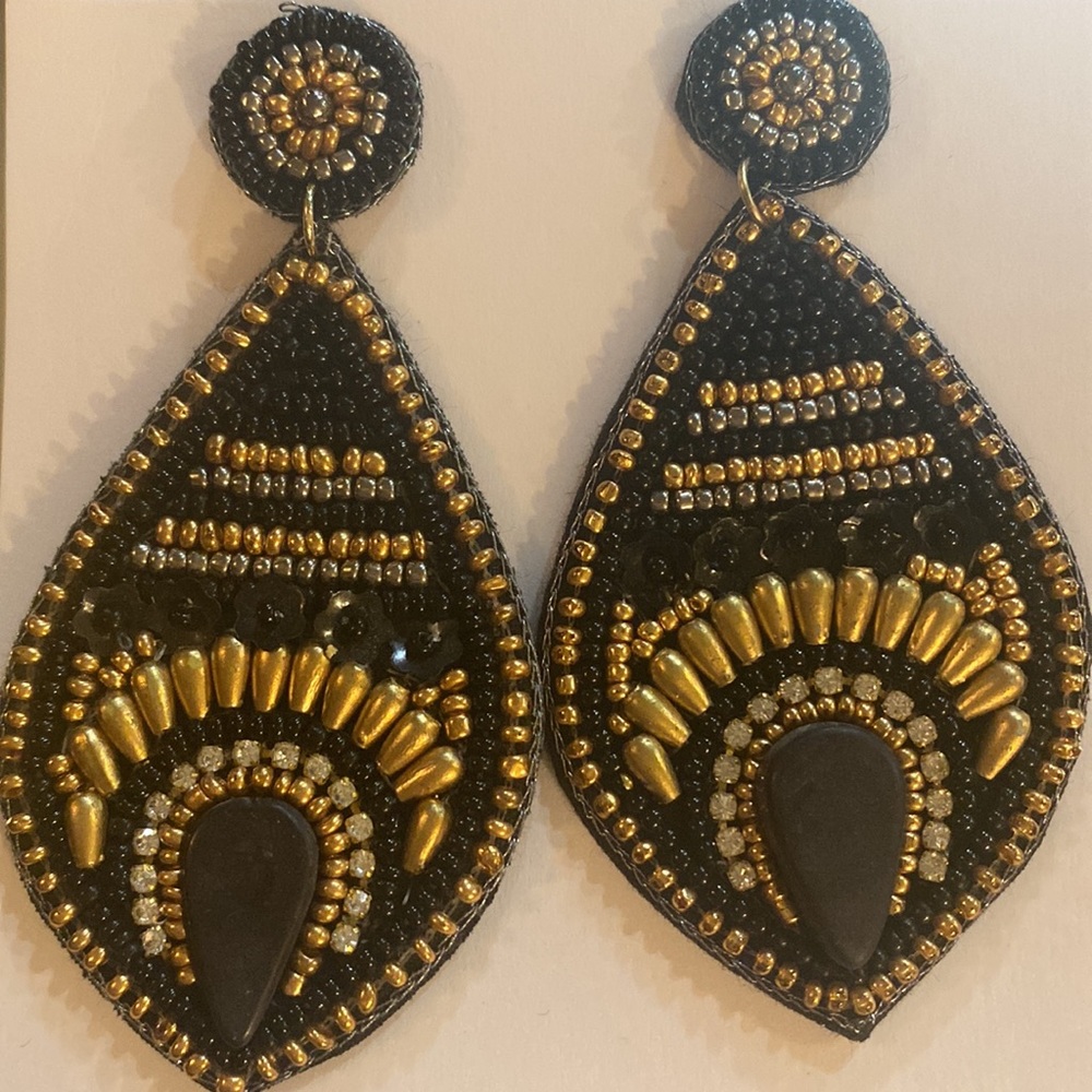 Handcrafted in India Black Seed Beaded Fish Eye Earrings Gold & Silvertone